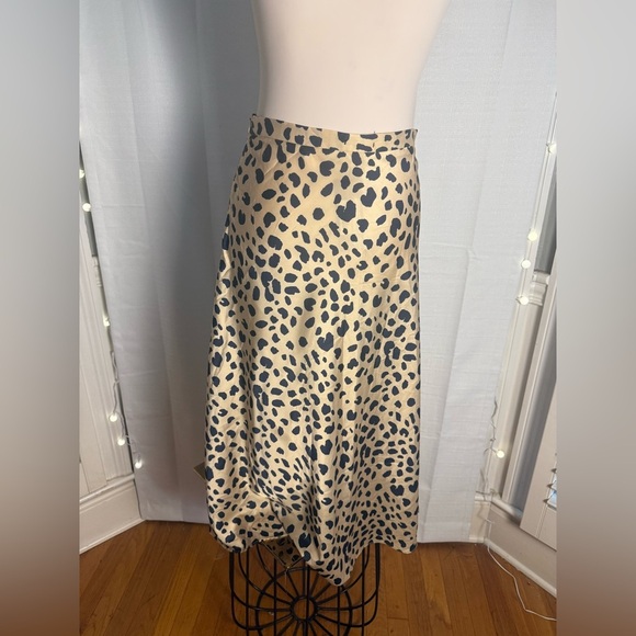 Nasty Gal Leopard Print Midi Skirt in Brown and Black - Picture 1 of 6